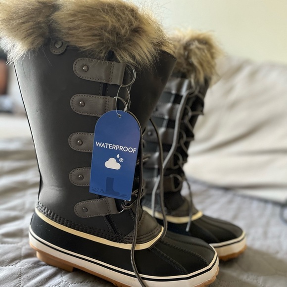 Waterproof Winter Boots | - Picture 1 of 1